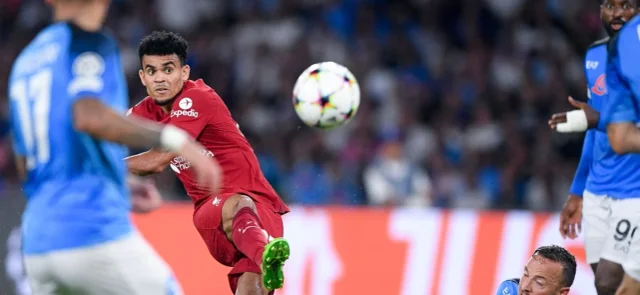 Liverpool cayó 4-1 ante Nápoli - Foto: AFP