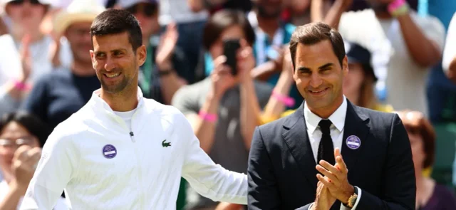Novak Djokovic y Roger Federer. Foto: AFP