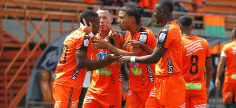 Bucaramanga vs. Cortuluá - Foto: VizzorImage/ Ricardo Vejarano