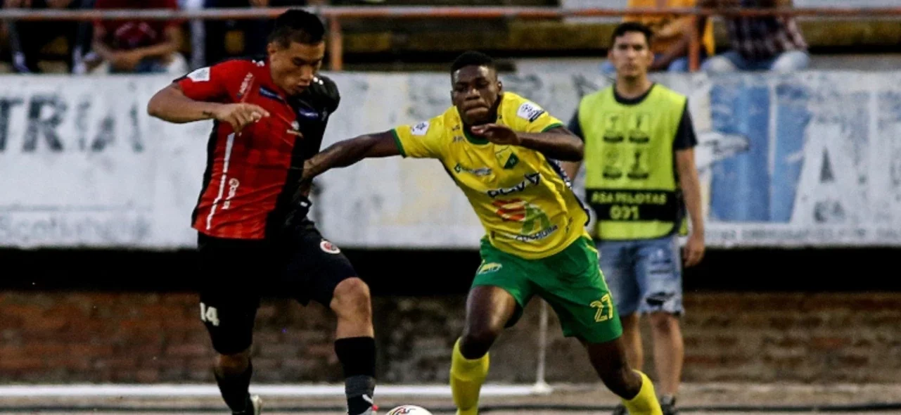 Triunfo para Huila 3-2 sobre Cucuta -VizzorImage / Sergio Reyes