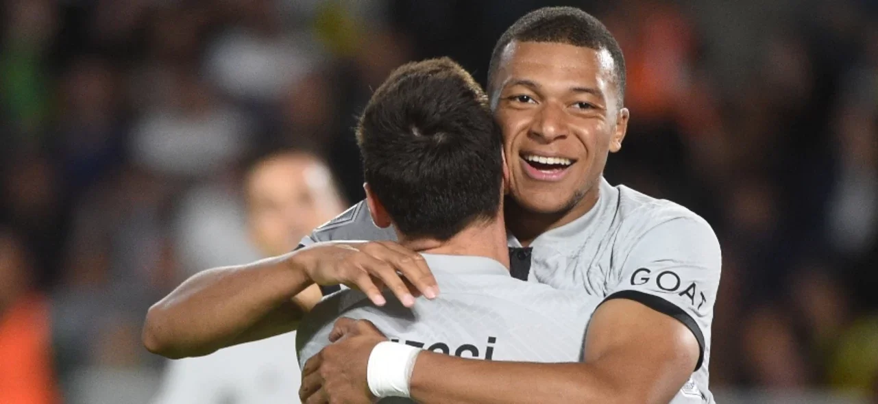 Mbappé alcanzó a Neymar en la tabla de goleadores de la Ligue 1 - Foto: AFP