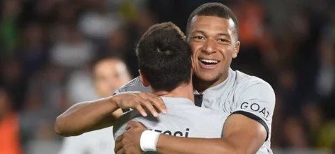 Mbappé alcanzó a Neymar en la tabla de goleadores de la Ligue 1 - Foto: AFP