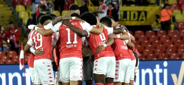 Santa Fe autorizó la entrada de hinchas de Nacional al Campín. / Foto: VizzorImage - Luis Ramirez