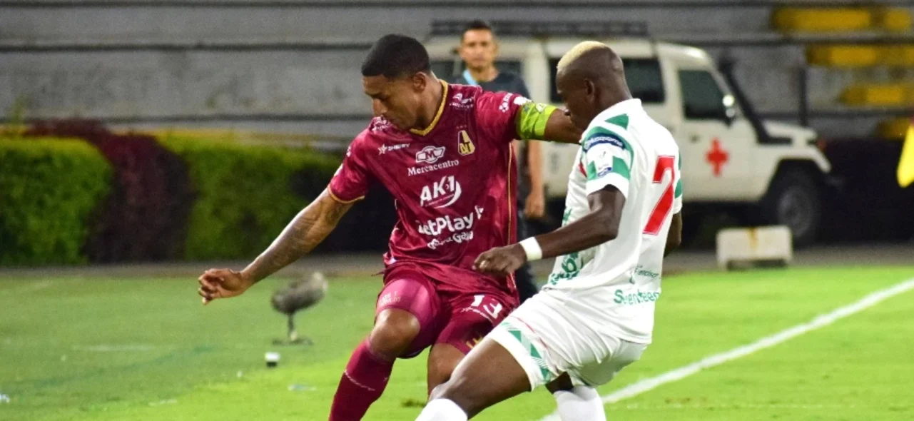 Tolima y Cortuluá empataron sin goles. Foto: VizzorImage / Joan Stiven Orjuela