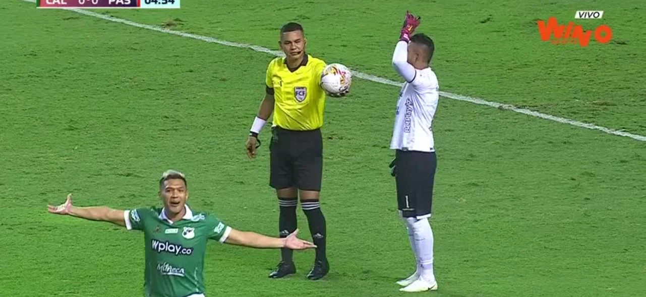 ¡Con lupa! Mira aquí la acción por la que no fue penal para Cali ante Pasto