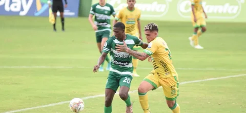 Empate a tres goles entre Valledupar y Leones -VizzorImage / Adamis Guerra