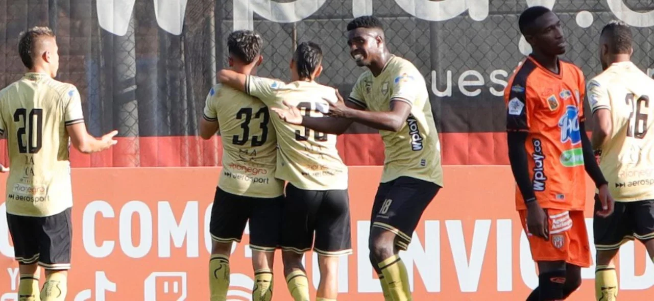 Águilas Doradas logró su tercer triunfo consecutivo | Foto: VizzorImage /Andres Alvarez