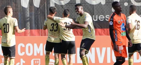 Águilas Doradas logró su tercer triunfo consecutivo | Foto: VizzorImage /Andres Alvarez