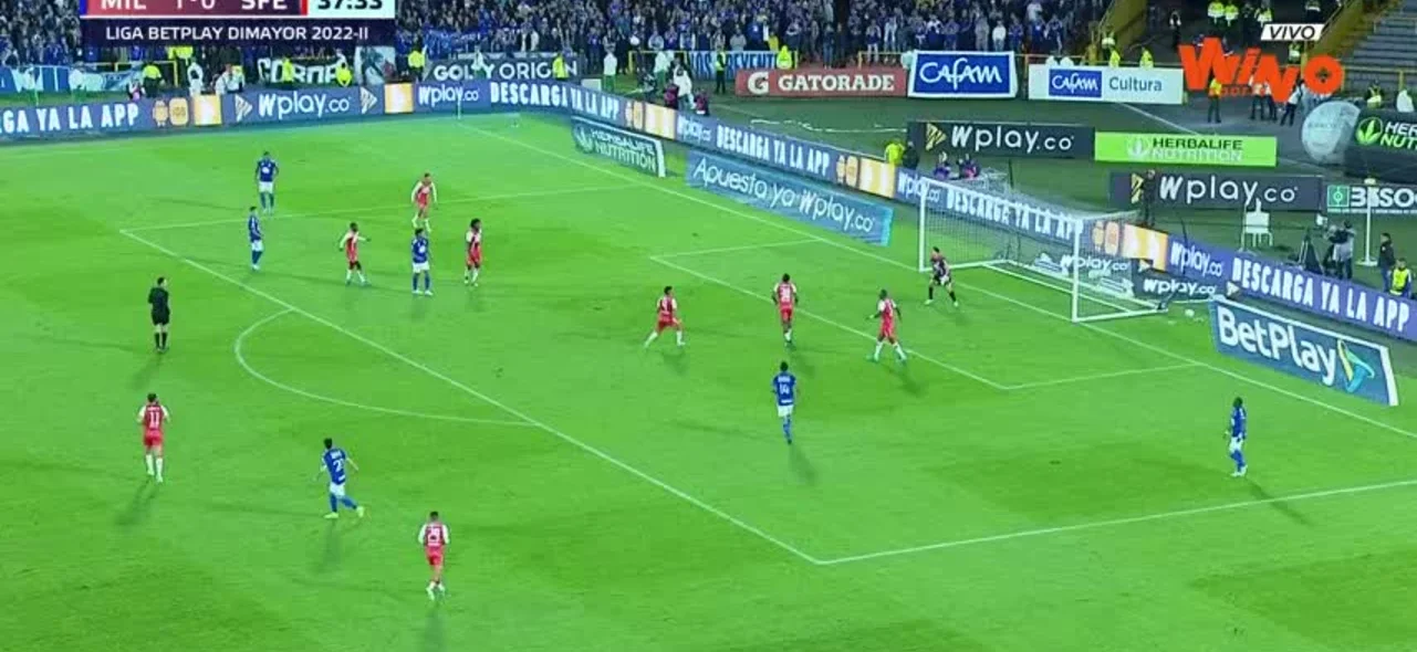 Con esta atajada Castellanos salvó a Santa Fe del segundo gol de Millonarios