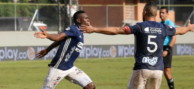 Medellín sumó su cuarta victoria consecutiva | Foto: VizzorImage / Donaldo Zuluaga