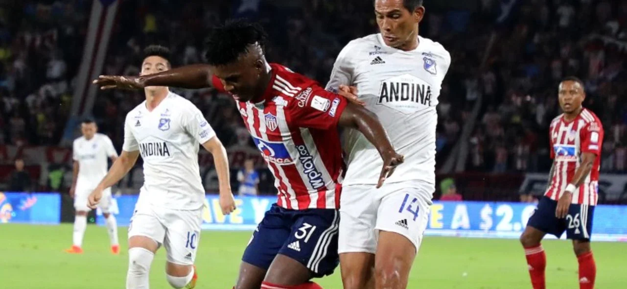 Triunfo de Millonarios ante Junior en el Metro / VizzorImage