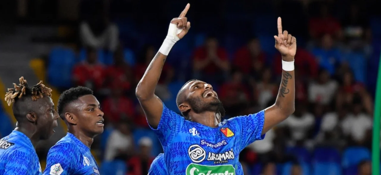 Este fue el gol de Pereira ante América de Cali. / Foto: VizzorImage - Gabriel Aponte