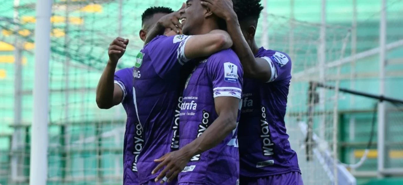 Triunfo de La Equidad frente a Cali / VizzorImage