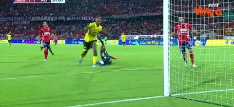 Alianza Petrolera estuvo cerca de vencer la valla de Mosquera otra vez