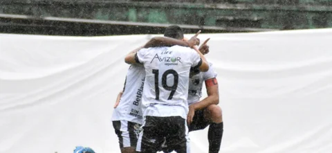Triunfo 2-0 para Llaneros sobre Bogotá -VizzorImage / David Murillo