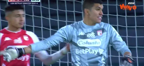 Así fue la atajada de Silva ante Pasto