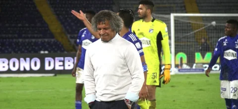 Así fue la reacción de Gamero tras derrota de Millonarios. / Foto: VizzorImage - Felipe Caicedo