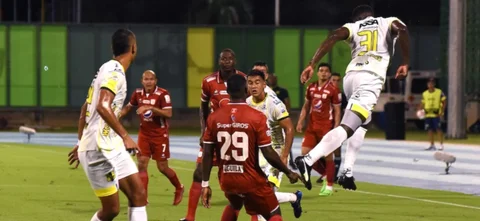 Alianza Petrolera vs. América - Foto: VizzorImage