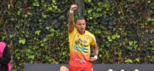 Leonardo Castro. Foto: VizzorImage / Felipe Caicedo