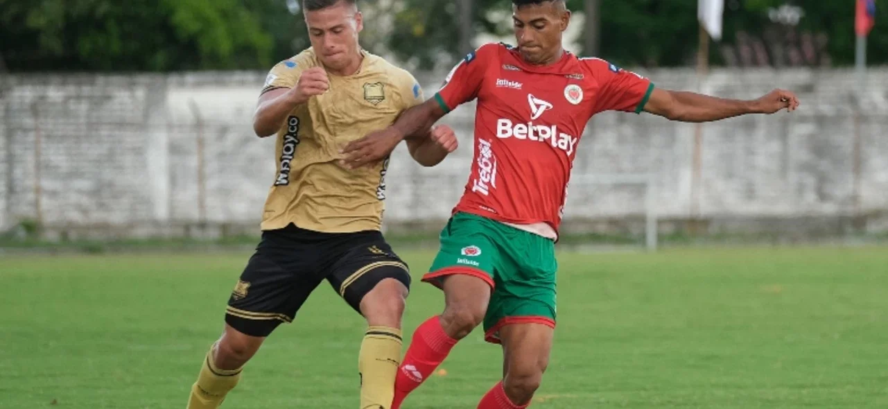 Los dos equipos empataron sin goles.