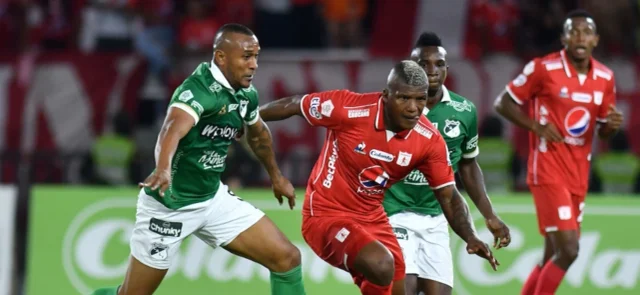 América de Cali busca mantener su racha de victorias ante Cali. / Foto: VizzorImage - Nelson Rios