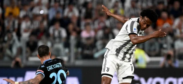 El colombiano fue clave en la victoria de Juventus. / Foto: AFP.