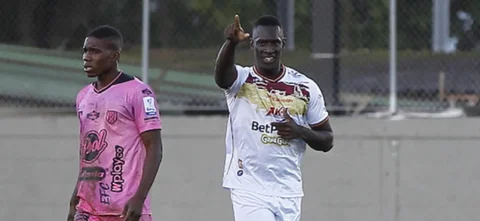 Envigado y Tolima empataron 1-1 en la fecha 20. / Foto: VizzorImage - Juan Augusto Cardona