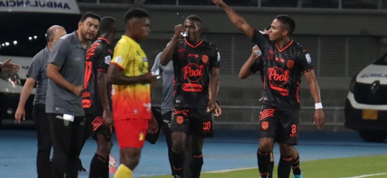 Victoria para Envigado 0-2 sobre Pereira -VizzorImage / Pablo Bohorquez