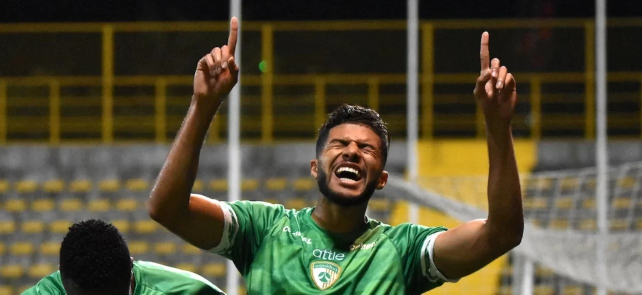 Equidad goleó y puso contra las cuerdas el sueño de clasificación de Unión Magdalena. / Foto: Vizzorimage.