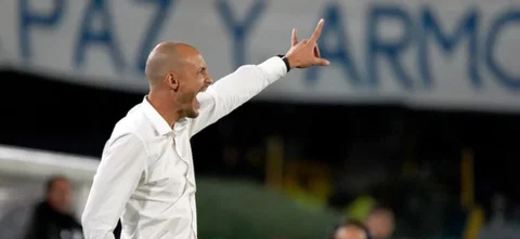 David González, técnico de Medellín. / Foto: VizzorImage - Andrés Rot