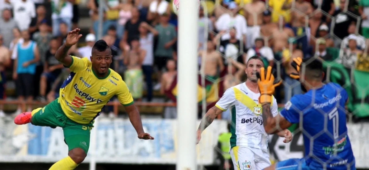 Huila vs. Quindío - Foto: VizzorImage/ Sergio Reyes