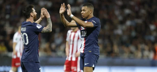 Messi y Mbappé. Foto: AFP