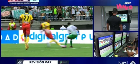 ¿Con lupa? Así fue la jugada del penal a favor de Nacional