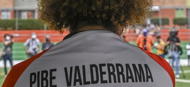 El 'Pibe' Valderrama dio su pronóstico para el Mundial de Catar. / Foto: AFP.