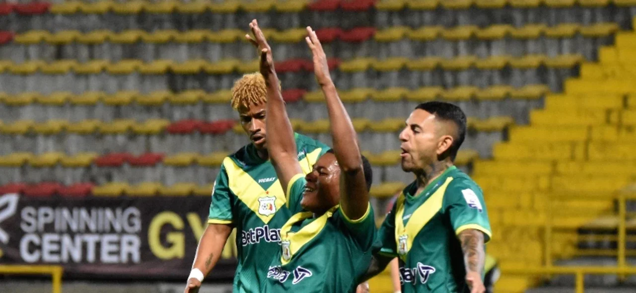 Quindío venció a Huila. Foto: VizzorImage / Felipe Caicedo