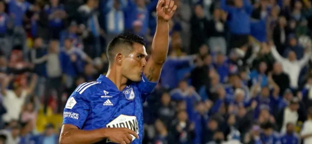 Las disculpas de Macalister Silva a los hinchas de Millonarios. / Foto: Vizzorimage.