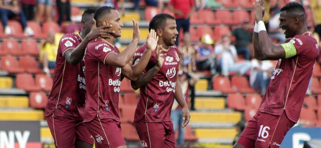 Brayan Rovira fue el protagonista al anotar los 2 goles de la victoria. / Foto: Vizzorimage.