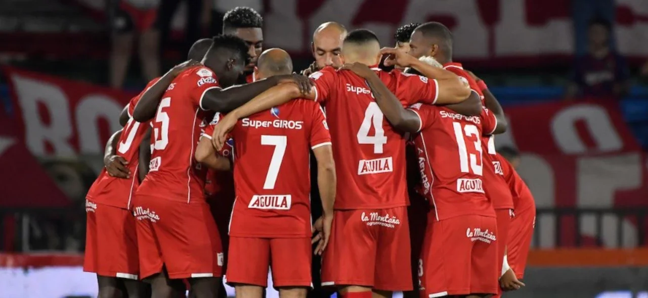 América visita a Alianza Petrolera sin margen de error | Foto: VizzorImage / Gabriel Aponte