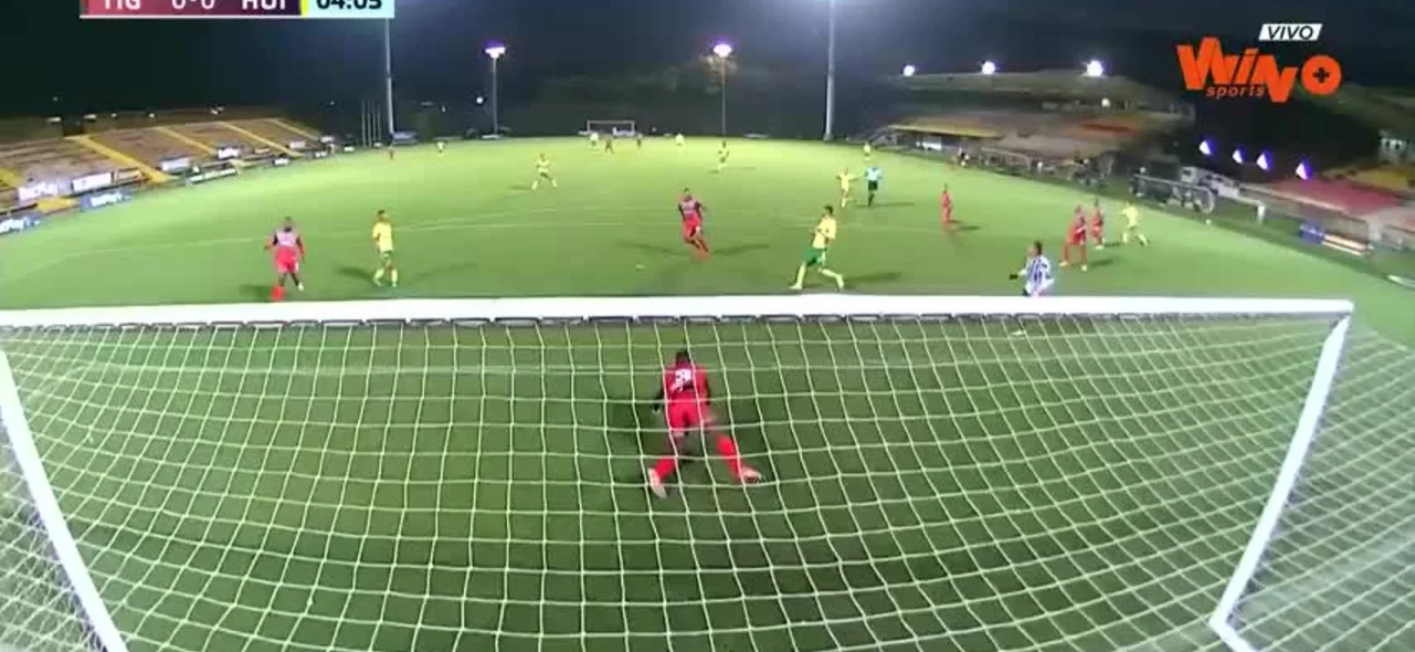 El defensor evitó el primer gol de Huila