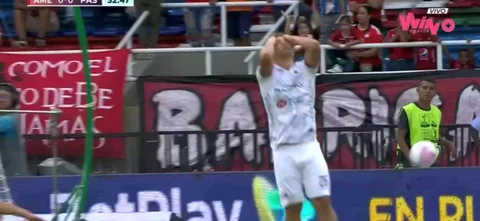 Escalante buscó vencer la valla de Novoa