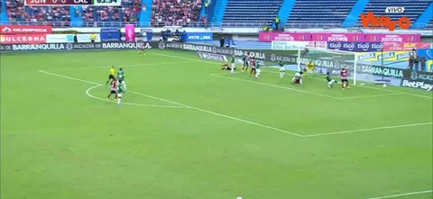 Junior por poco abre el marcador ante Deportivo Cali