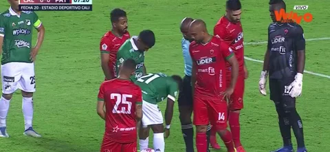 Banguera atajó un penal a Velasco y mantiene el 0-0