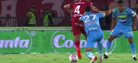 Esta fue la falta que le dio el penal a América
