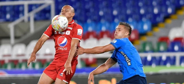 América visita a Águilas Doradas. Foto: VizzorImage / Gabriel Aponte