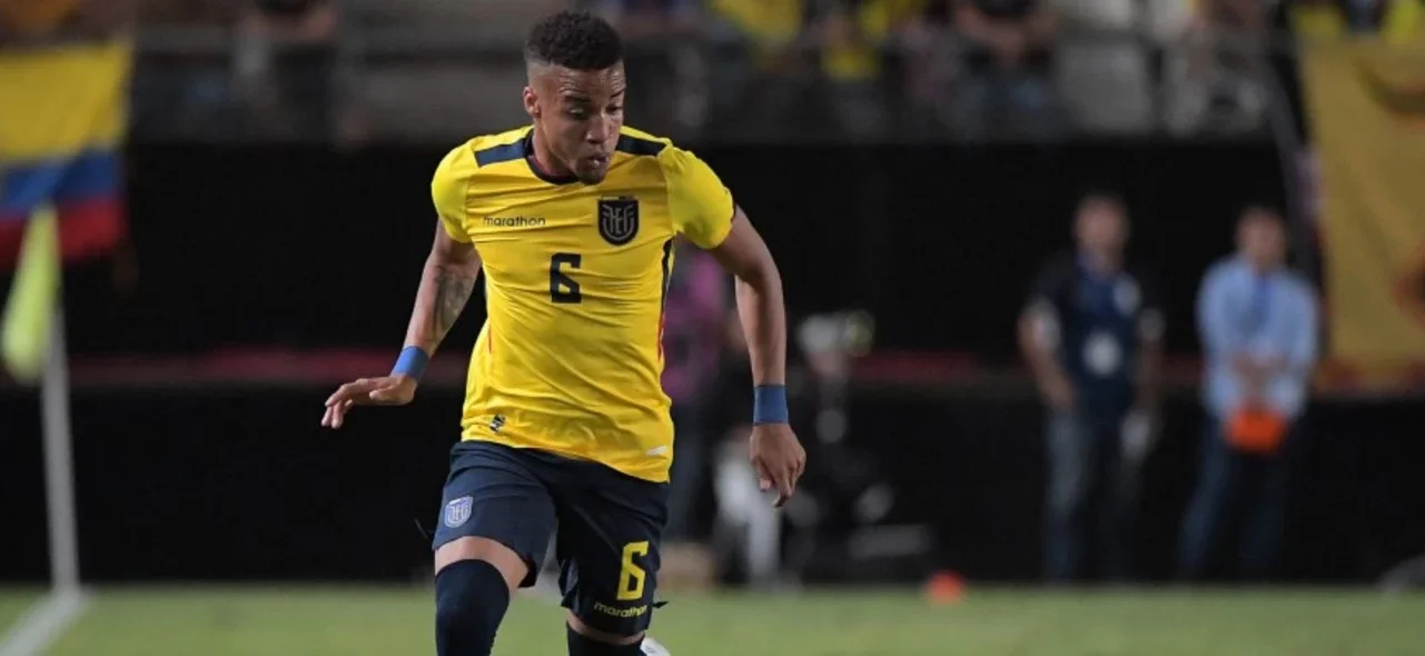 Byron Castillo, fuera de los convocados de Ecuador / AFP