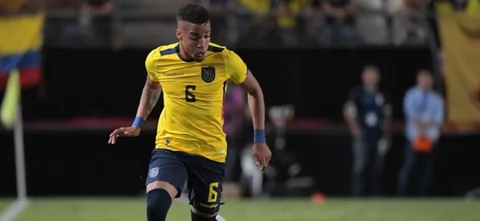 Byron Castillo, fuera de los convocados de Ecuador / AFP