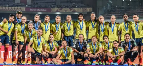Las jugadoras de Colombia Sub 17 recibirán más premios. / Foto: FCF.