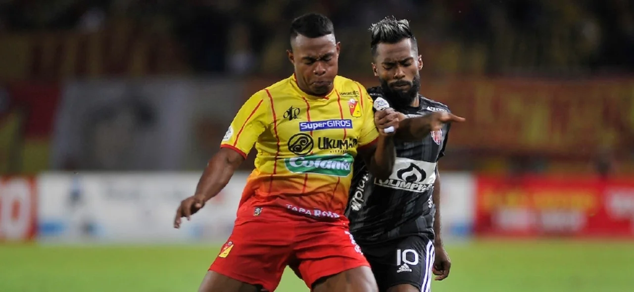 Junior vs. Pereira - Foto: VizzorImage/ Ricardo Vejarano