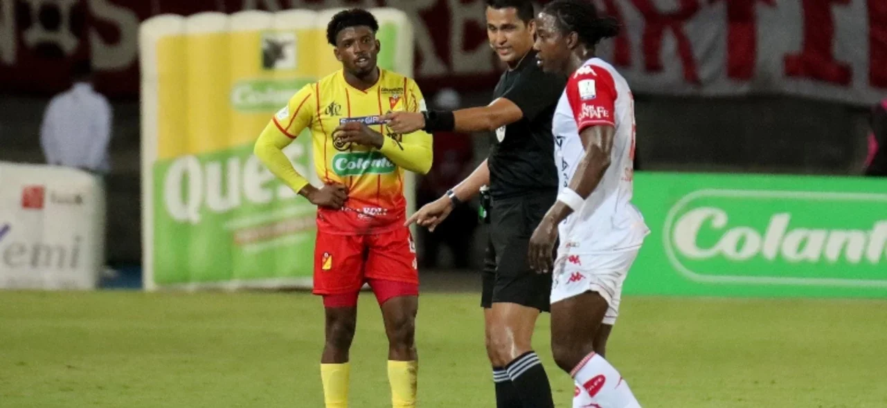 Santa Fe recibe a Pereira. Foto: VizzorImage / Pablo Bohorquez