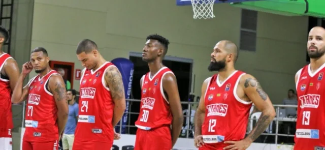 Titanes tiene la ventaja en la final contra Caribbean. / Foto: DPB Colombia.